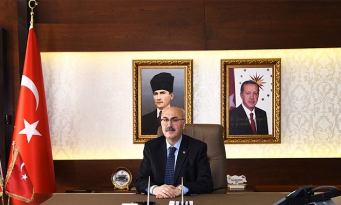 İzmir Valisi Yavuz Selim KÖŞGER