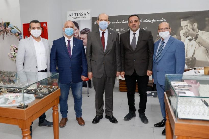 Cumhurbaşkanı Ersin Tatar, 1001 Airport Fuar Alanı’nda yer alan “Evlilik ve Düğün Hazırlıkları Fuarı”nın açılışını yaptı
