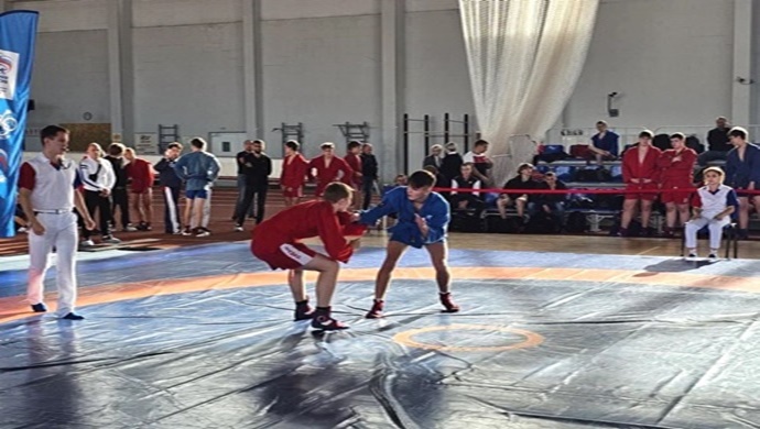 Birleşik Rusya’nın desteğiyle Murmansk’ta judo, sambo ve grekoromen güreşte bölgesel yarışmalar düzenleniyor