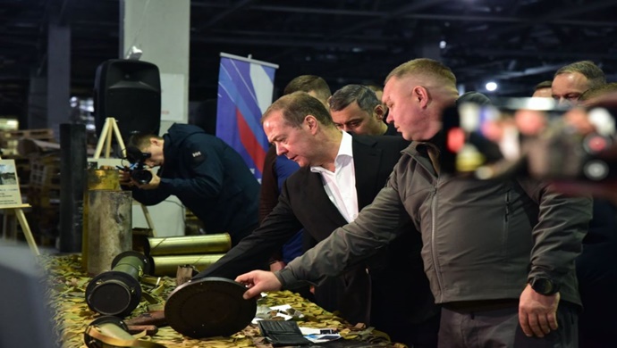 Игорь Кастюкевич представил Дмитрию Медведеву результаты работы лагеря «Курский рубеж»